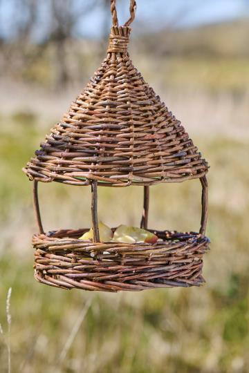 Ib Laursen Vogelfutterhaus Weidengeflecht