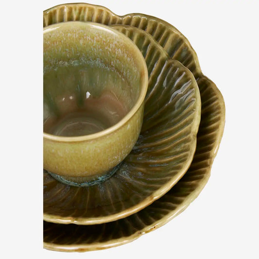 Madam Stoltz Becher, Steingut