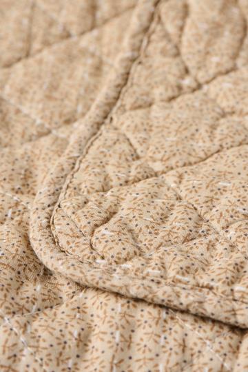 Ib Laursen Quilt beige m/kleinen braunen Blumen