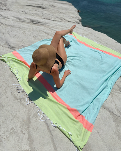 NEON XXL-Strandtuch mit Geschenkbox, 2x2 m, Grün/Blau