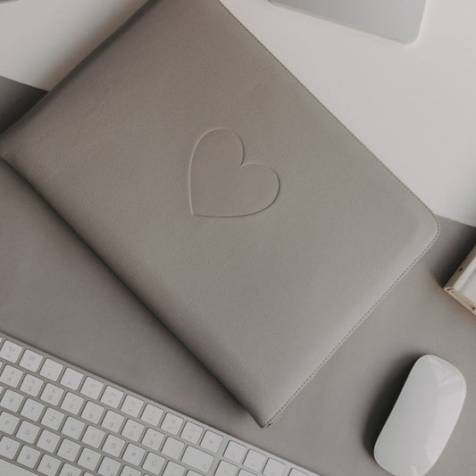 Eulenschnitt Laptoptasche Herz grau