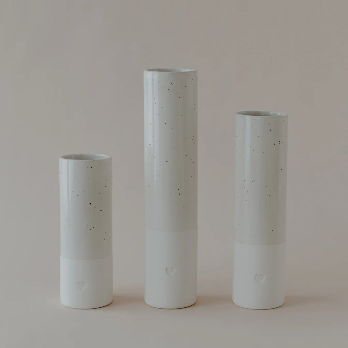 pot-099_vase_herz_klein_photocredits_maggymelzer_3_1344x1344-jpg