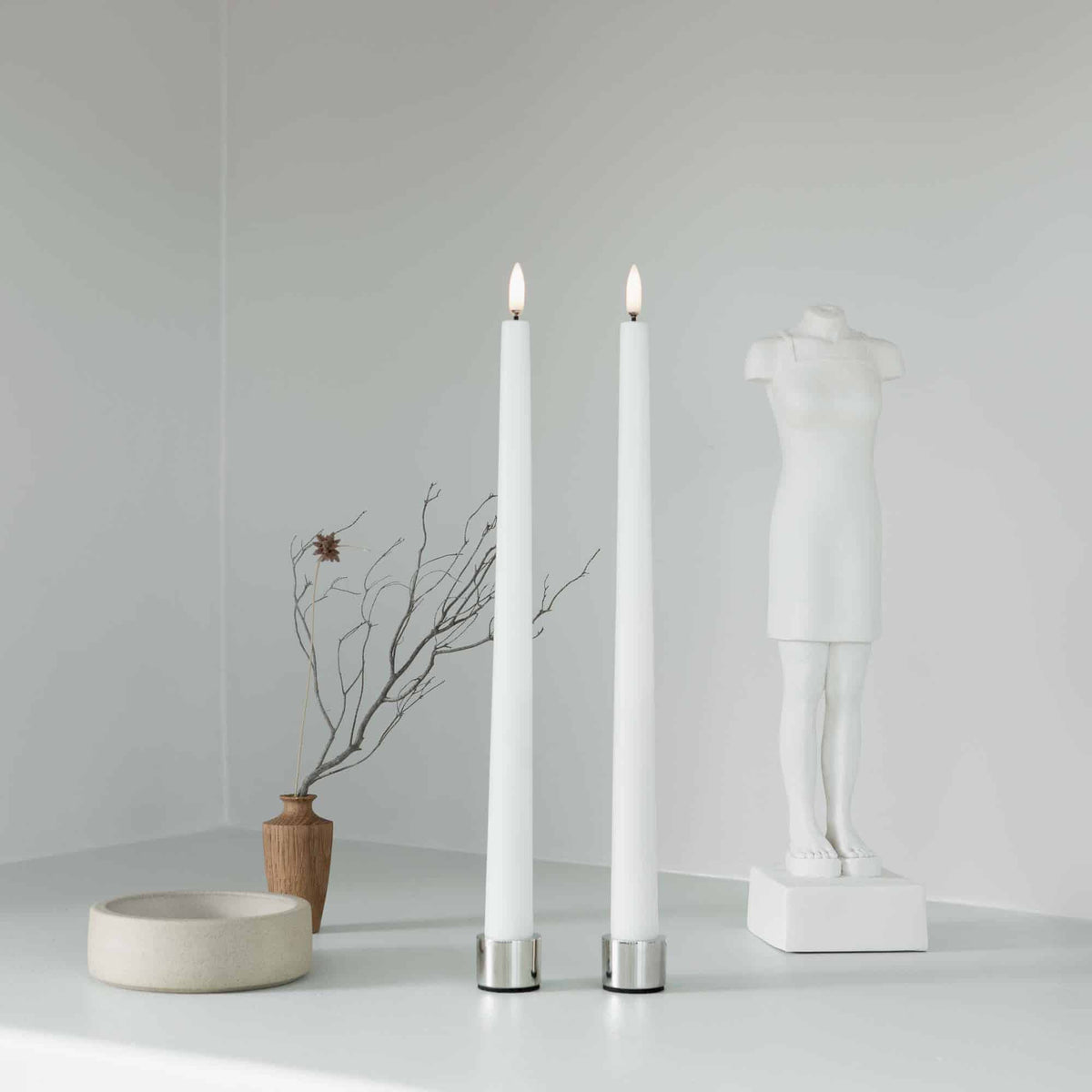 uyuni-led-stabkerzen-2-er-set-2-3-x-32-cm-nordic-white-ul-ta-nw02332-2-ul-30431-slim-taper-candles